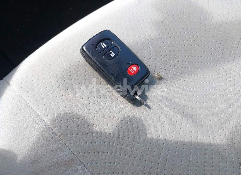 Photo 11 of 2013 Toyota Prius TWO (VIN JTDKN3DU4D5692877)