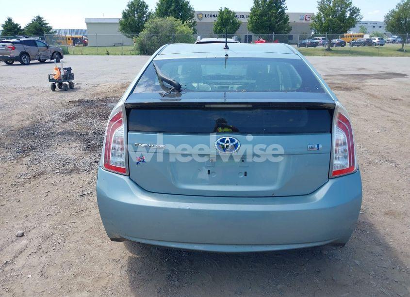 Photo 16 of 2013 Toyota Prius TWO (VIN JTDKN3DU4D5692877)