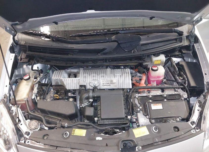 Photo 10 of 2014 Toyota Prius THREE (VIN JTDKN3DU4E0388091)