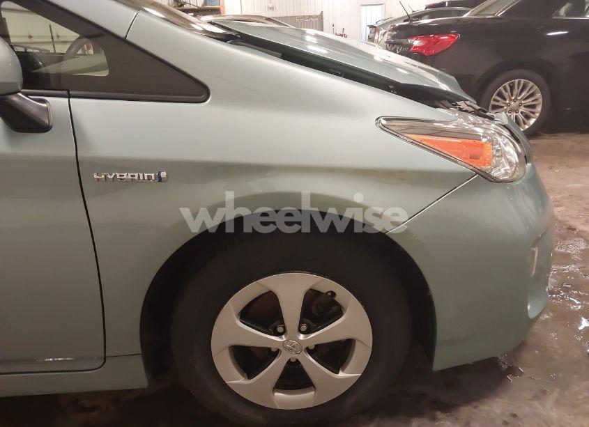 Photo 20 of 2014 Toyota Prius FIVE/FOUR/THREE/TWO (VIN JTDKN3DU4E1744713)