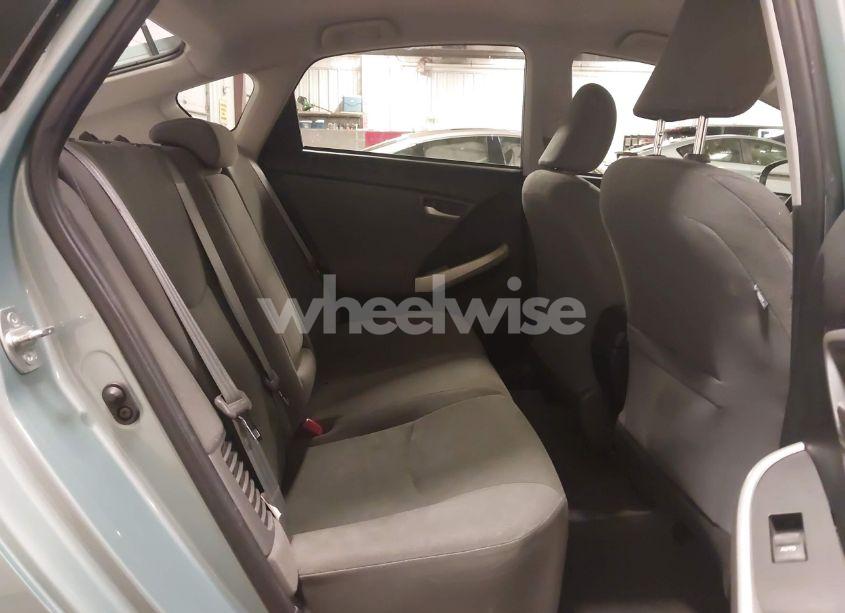 Photo 8 of 2014 Toyota Prius FIVE/FOUR/THREE/TWO (VIN JTDKN3DU4E1744713)