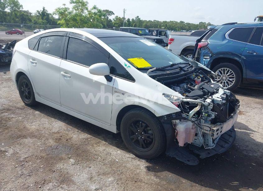 2014 Toyota Prius FOUR (VIN JTDKN3DU4E1749488) main photo