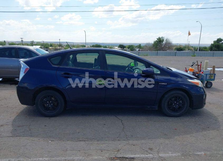 Photo 13 of 2014 Toyota Prius TWO (VIN JTDKN3DU4E1771927)