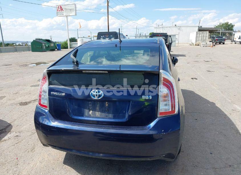 Photo 16 of 2014 Toyota Prius TWO (VIN JTDKN3DU4E1771927)
