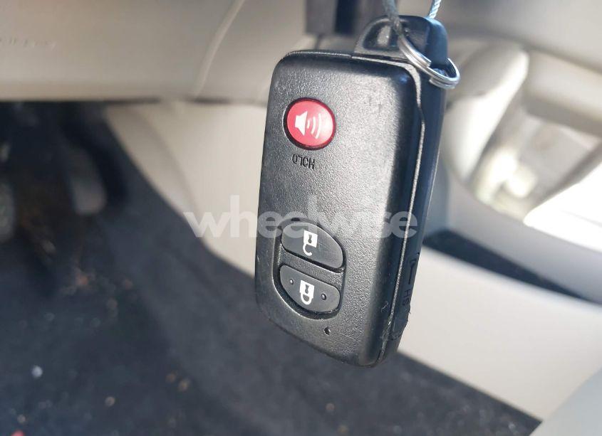 Photo 11 of 2014 Toyota Prius FOUR (VIN JTDKN3DU4E1842219)