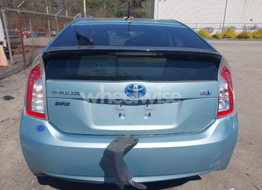 Photo 16 of 2014 Toyota Prius FOUR (VIN JTDKN3DU4E1842219)