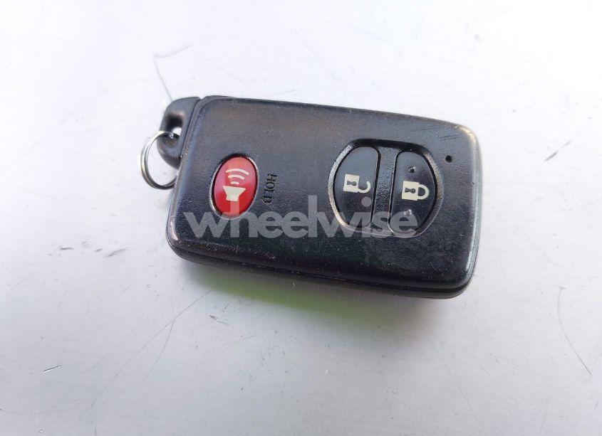 Photo 11 of 2015 Toyota Prius TWO (VIN JTDKN3DU4F0453555)