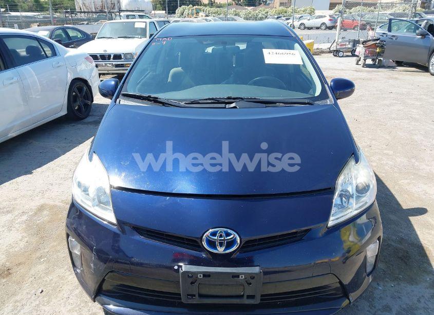 Photo 13 of 2015 Toyota Prius TWO (VIN JTDKN3DU4F0453555)