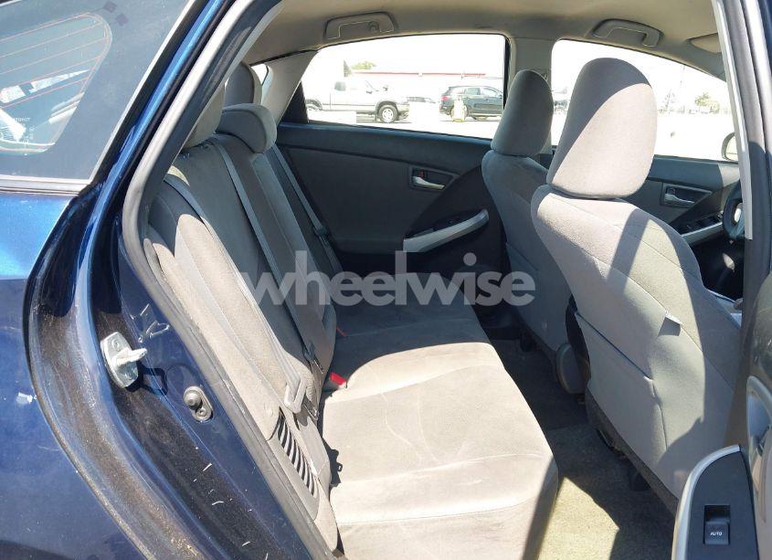 Photo 8 of 2015 Toyota Prius TWO (VIN JTDKN3DU4F0453555)