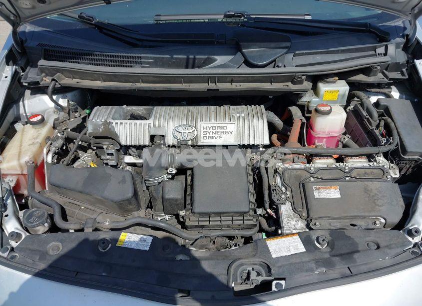 Photo 10 of 2015 Toyota Prius TWO (VIN JTDKN3DU4F2003988)