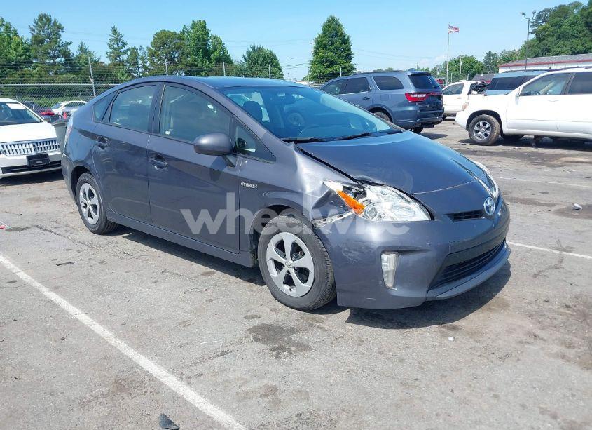 2015 Toyota Prius THREE (VIN JTDKN3DU4F2004333) main photo