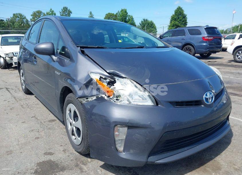 Photo 6 of 2015 Toyota Prius THREE (VIN JTDKN3DU4F2004333)