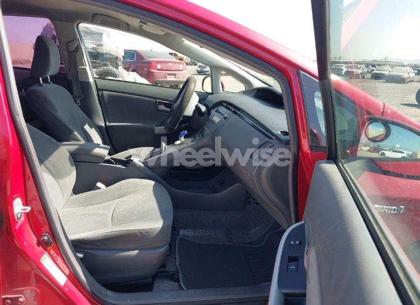 Photo 5 of 2010 Toyota Prius III (VIN JTDKN3DU5A0056199)