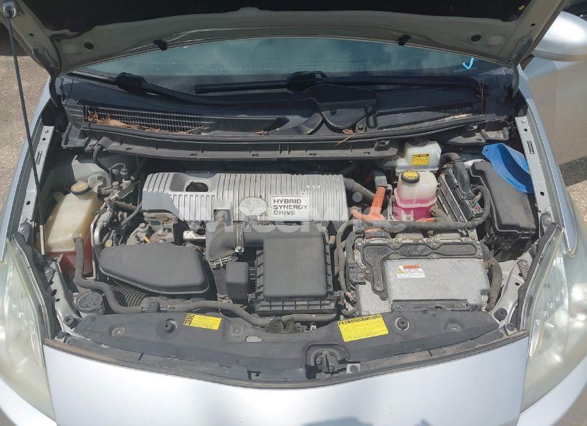 Photo 10 of 2010 Toyota Prius III (VIN JTDKN3DU5A0090370)
