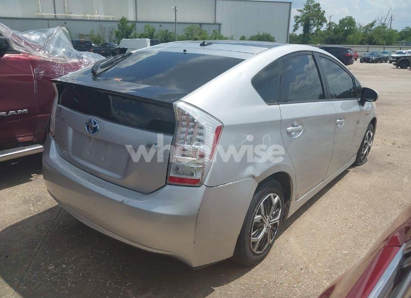 Photo 4 of 2010 Toyota Prius III (VIN JTDKN3DU5A0090370)