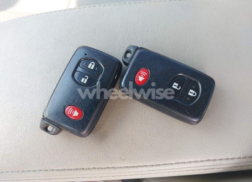 Photo 11 of 2010 Toyota Prius IV (VIN JTDKN3DU5A0165942)