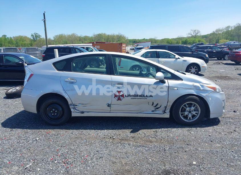 Photo 14 of 2010 Toyota Prius IV (VIN JTDKN3DU5A0181199)