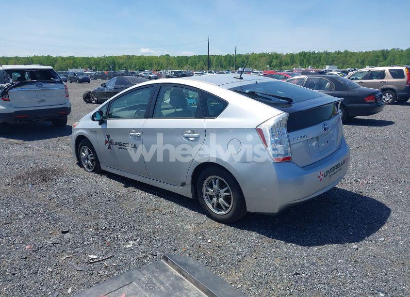 Photo 3 of 2010 Toyota Prius IV (VIN JTDKN3DU5A0181199)