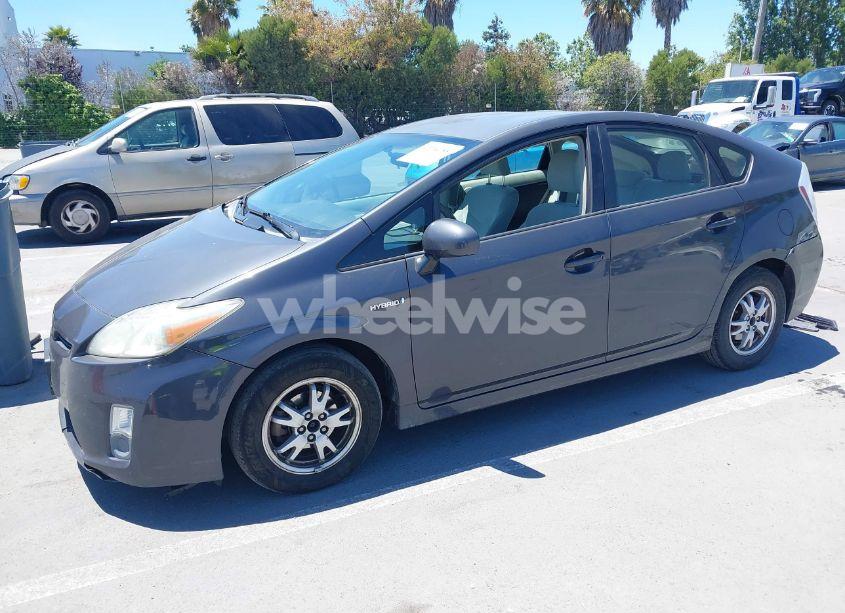 Photo 2 of 2010 Toyota Prius I/II/III/IV/V (VIN JTDKN3DU5A0221183)