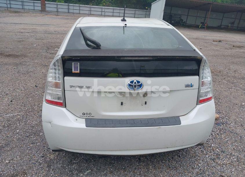 Photo 11 of 2010 Toyota Prius III (VIN JTDKN3DU5A1246806)
