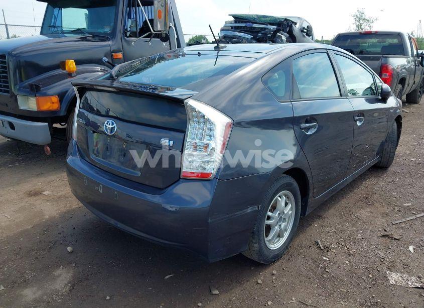 Photo 4 of 2010 Toyota Prius II (VIN JTDKN3DU5A1306583)