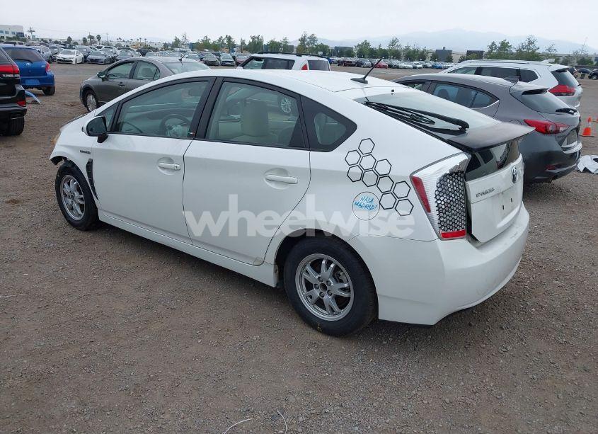 Photo 3 of 2010 Toyota Prius (VIN JTDKN3DU5A5136296)
