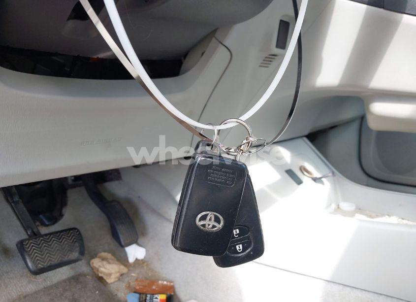 Photo 11 of 2011 Toyota Prius TWO (VIN JTDKN3DU5B1368583)