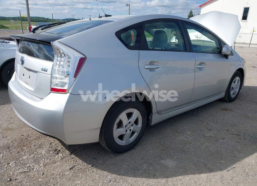 Photo 4 of 2011 Toyota Prius TWO (VIN JTDKN3DU5B1368583)