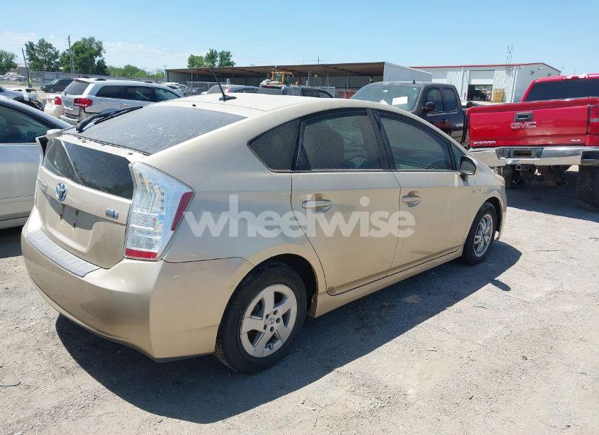 Photo 4 of 2011 Toyota Prius FOUR (VIN JTDKN3DU5B1415255)