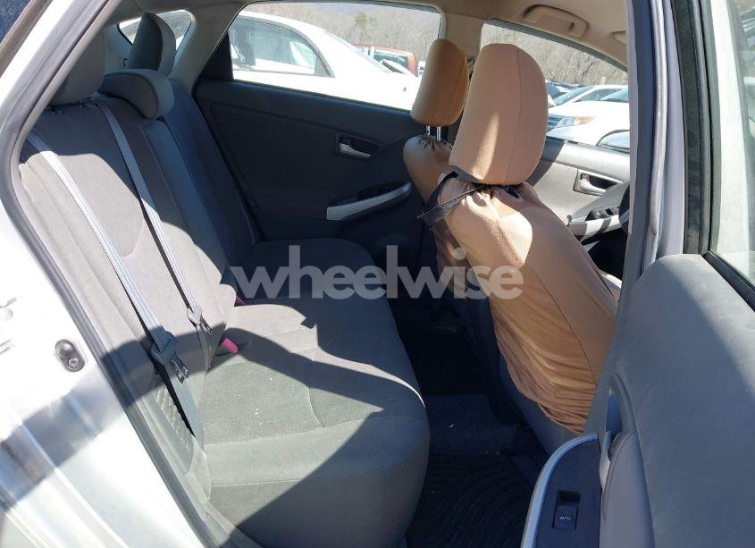 Photo 8 of 2011 Toyota Prius TWO (VIN JTDKN3DU5B1439474)