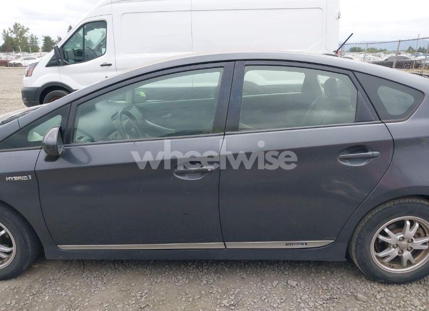 Photo 14 of 2011 Toyota Prius TWO (VIN JTDKN3DU5B5274096)