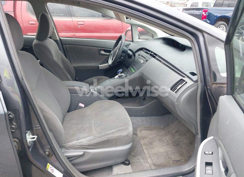 Photo 5 of 2011 Toyota Prius TWO (VIN JTDKN3DU5B5274096)