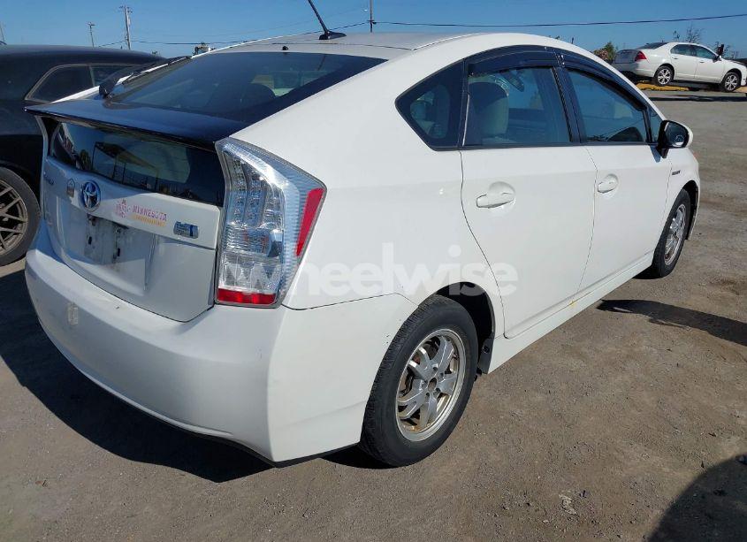 Photo 4 of 2011 Toyota Prius TWO (VIN JTDKN3DU5B5315522)