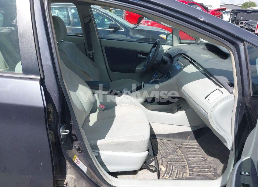 Photo 5 of 2011 Toyota Prius TWO (VIN JTDKN3DU5B5318176)