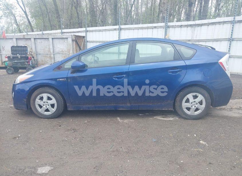 Photo 14 of 2011 Toyota Prius FOUR (VIN JTDKN3DU5B5335656)