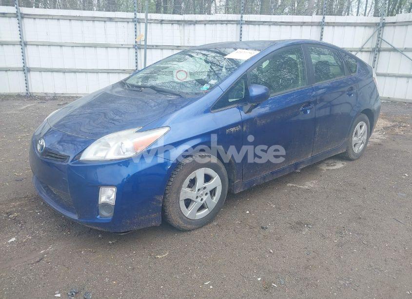 Photo 2 of 2011 Toyota Prius FOUR (VIN JTDKN3DU5B5335656)