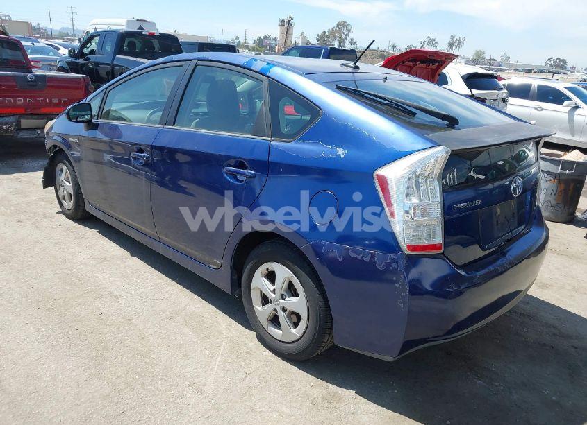 Photo 3 of 2011 Toyota Prius TWO (VIN JTDKN3DU5B5343613)