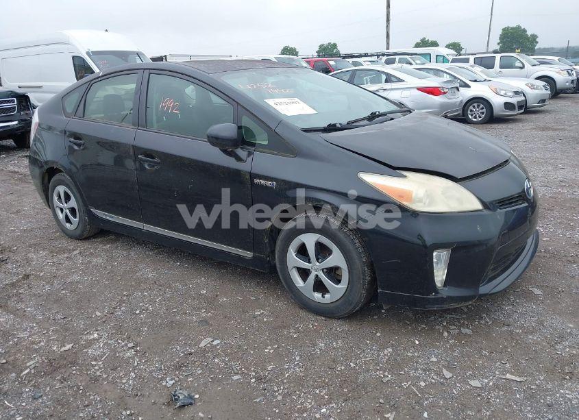 2012 Toyota Prius THREE (VIN JTDKN3DU5C1488675) main photo