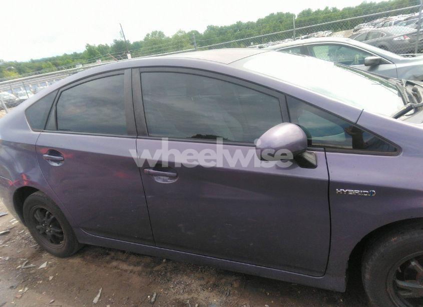 Photo 13 of 2012 Toyota Prius TWO (VIN JTDKN3DU5C1533257)