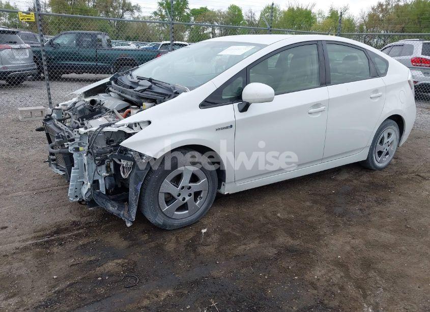 Photo 2 of 2012 Toyota Prius THREE (VIN JTDKN3DU5C5503961)