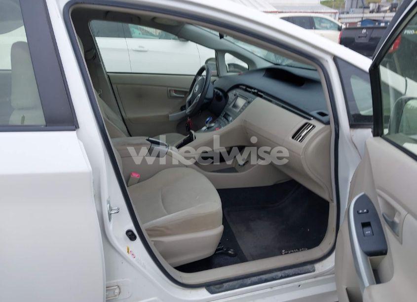 Photo 5 of 2012 Toyota Prius THREE (VIN JTDKN3DU5C5503961)