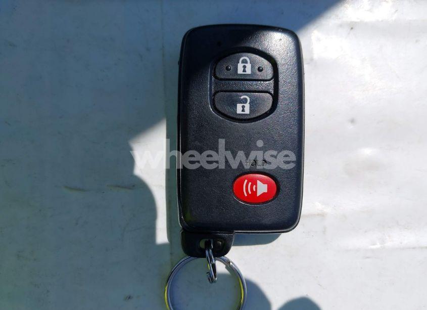 Photo 11 of 2013 Toyota Prius TWO (VIN JTDKN3DU5D0349587)