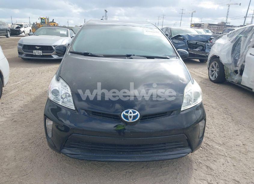 Photo 12 of 2013 Toyota Prius TWO (VIN JTDKN3DU5D5576149)