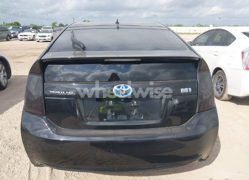 Photo 16 of 2013 Toyota Prius TWO (VIN JTDKN3DU5D5576149)