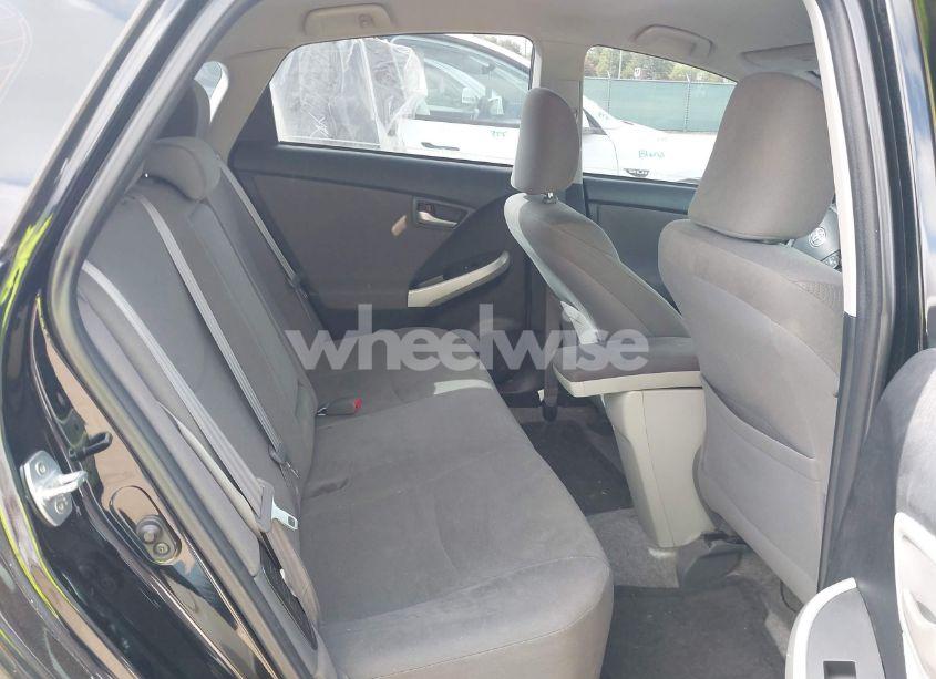 Photo 8 of 2013 Toyota Prius TWO (VIN JTDKN3DU5D5576149)