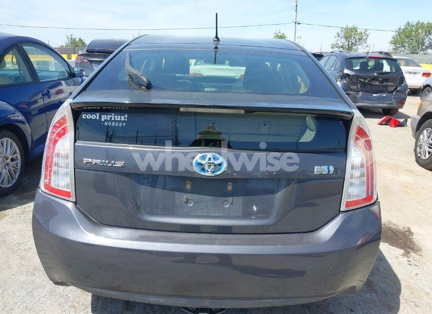 Photo 16 of 2014 Toyota Prius TWO (VIN JTDKN3DU5E0389363)