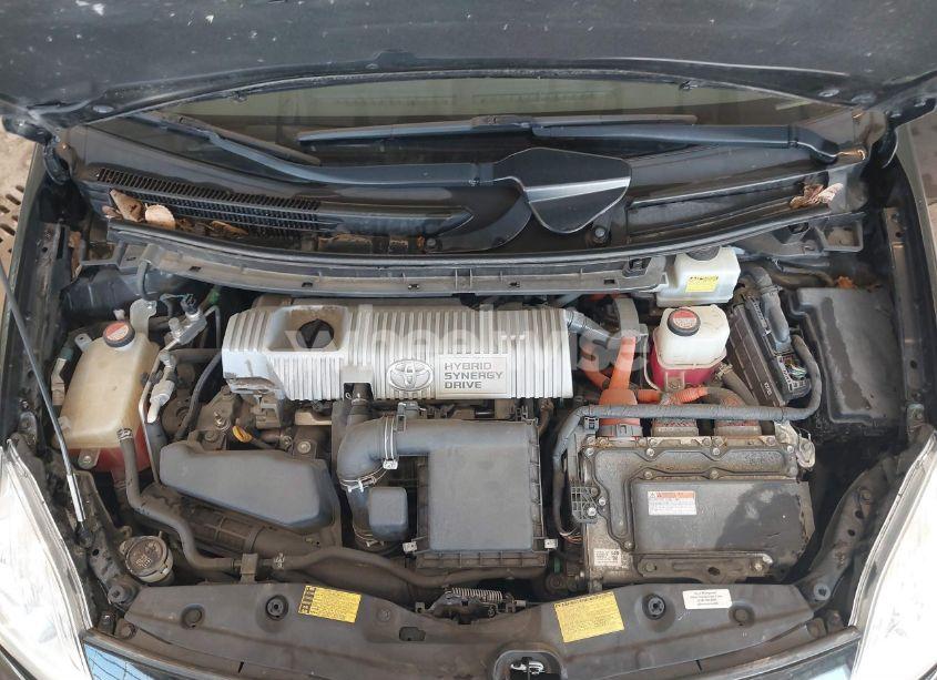 Photo 10 of 2014 Toyota Prius (VIN JTDKN3DU5E0390822)