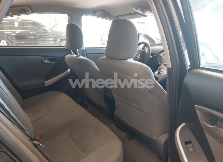 Photo 8 of 2014 Toyota Prius (VIN JTDKN3DU5E0390822)