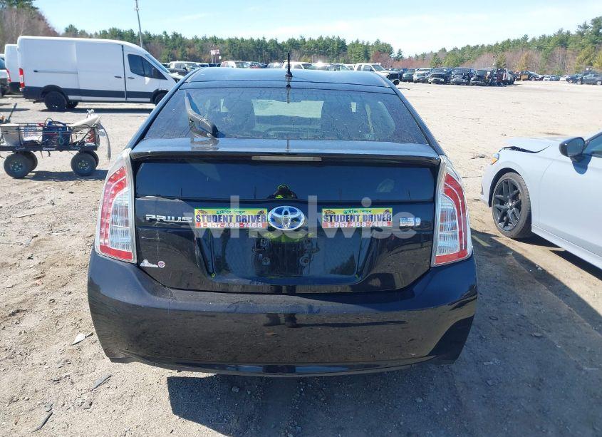 Photo 16 of 2015 Toyota Prius TWO (VIN JTDKN3DU5F0434254)