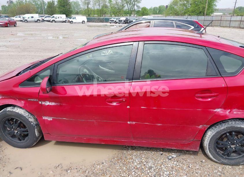 Photo 14 of 2015 Toyota Prius THREE (VIN JTDKN3DU5F0460868)